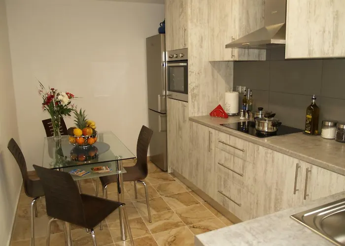 Semesterbostad Brigitte House